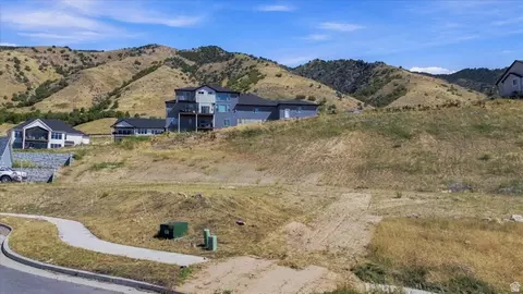 730 E 400 N #13, Providence, UT 84332 photo 3