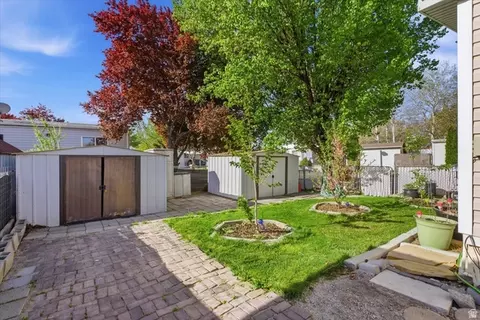 244 E Crescent Pkwy S #206, Sandy, UT 84070 photo 16