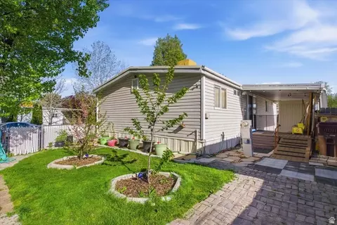 244 E Crescent Pkwy S #206, Sandy, UT 84070 photo 15