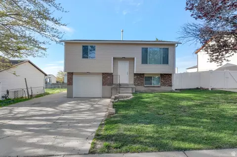 5125 W Loomis Ln, Salt Lake City, UT 84118