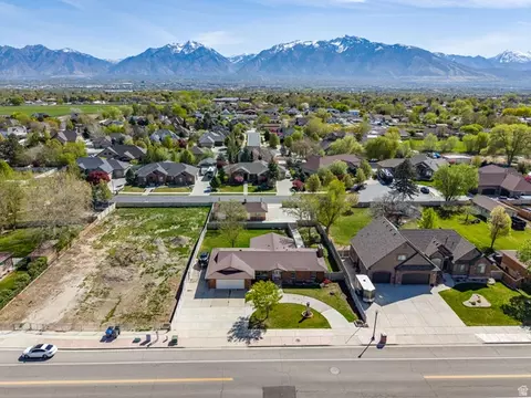 10261 S 3200 W, South Jordan, UT 84095