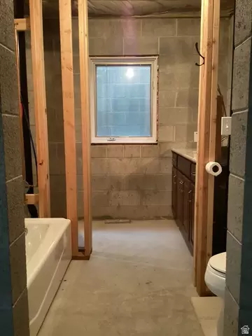 Bath - 9 Red Cliff Cir #17, Manila, UT 84046 photo 7 of 8