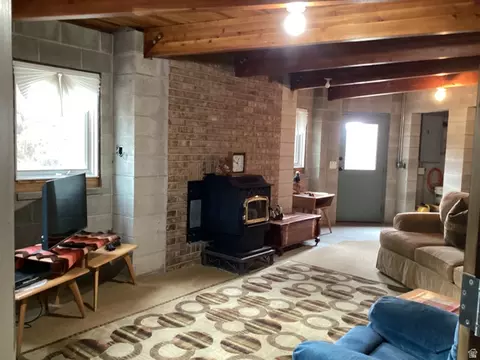 Living - 9 Red Cliff Cir #17, Manila, UT 84046 photo 9 of 10