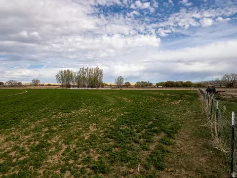 5602 S 9500 E, Jensen, UT 84035 photo 35