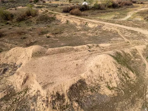 5602 S 9500 E, Jensen, UT 84035 photo 45