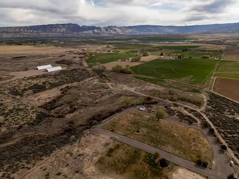 5602 S 9500 E, Jensen, UT 84035 photo 21