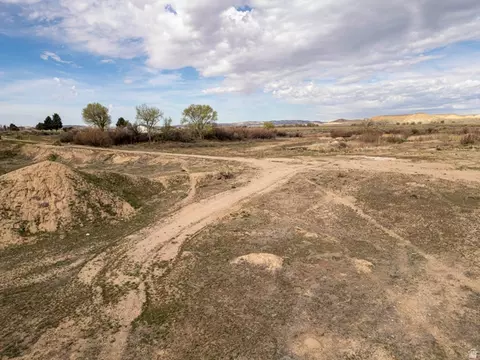 5602 S 9500 E, Jensen, UT 84035 photo 44