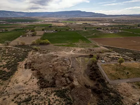 5602 S 9500 E, Jensen, UT 84035 photo 14