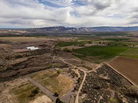 5602 S 9500 E, Jensen, UT 84035 photo 24