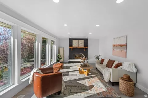 1406 Swinton Ln, Farmington, UT 84025