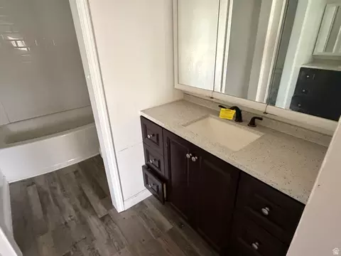Bath - 5485 S 925 E, Ogden, UT 84405 photo 1 of 3