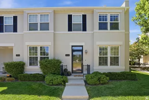 10638 S Cave Run Ln W, South Jordan, UT 84009