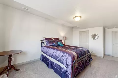 Bedroom - 987 E Deer Arch Ln, Draper, UT 84020 photo 5 of 5