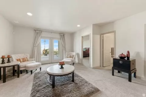Living - 987 E Deer Arch Ln, Draper, UT 84020 photo 4 of 4