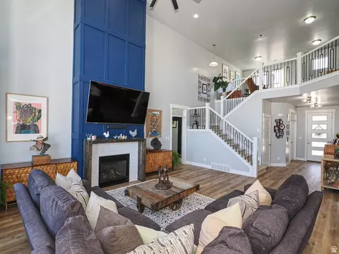 Living - 2487 E Canyon Wild Rd #413, Draper, UT 84020 photo 4 of 9