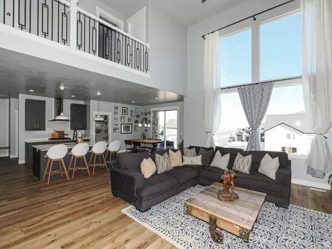 Living - 2487 E Canyon Wild Rd #413, Draper, UT 84020 photo 2 of 9