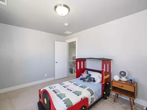 Bedroom - 2487 E Canyon Wild Rd #413, Draper, UT 84020 photo 9 of 10