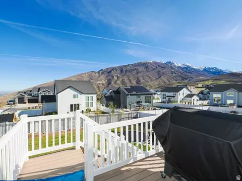 Exterior - 2487 E Canyon Wild Rd #413, Draper, UT 84020 photo 9 of 24