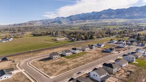 651 E 2450 N #46, North Logan, UT 84341