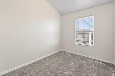 Bedroom - 348 E 500 S, Clearfield, UT 84015 photo 4 of 7