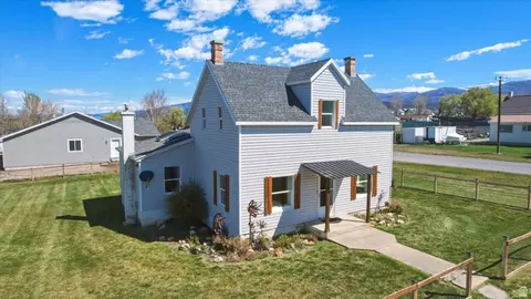 295 E 100 N, Mount Pleasant, UT 84647