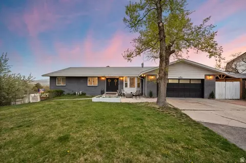 9750 S Indian Ridge Dr, Sandy, UT 84092