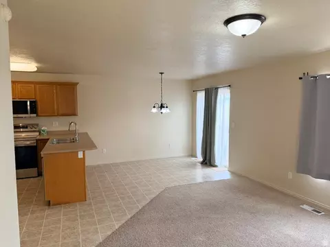 Living - 3882 E Cascade Rd, Eagle Mountain, UT 84005 photo 6 of 6