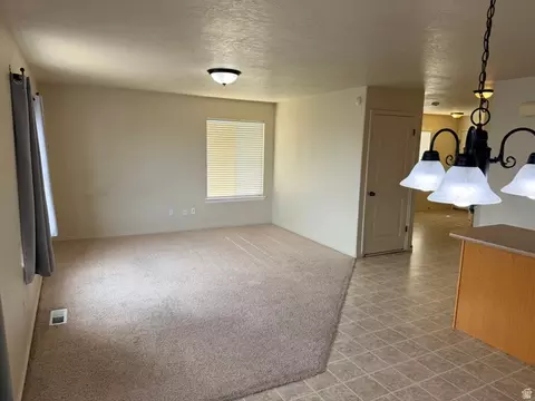 Living - 3882 E Cascade Rd, Eagle Mountain, UT 84005 photo 3 of 6