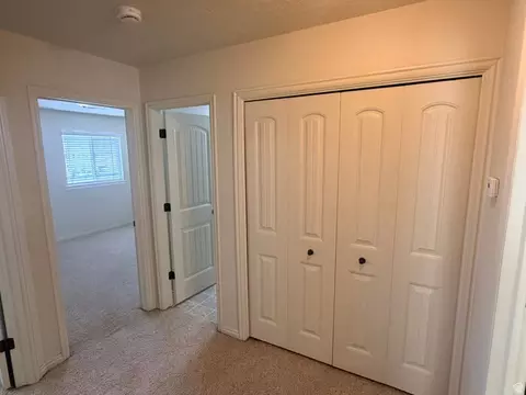 Entry Way - 3882 E Cascade Rd, Eagle Mountain, UT 84005 photo 4 of 5