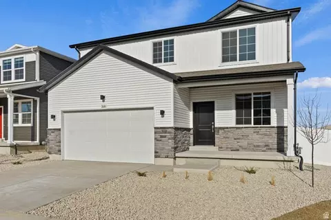 7069 N Sandstone Way, Eagle Mountain, UT 84005