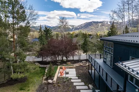 3004 Meadows Dr, Park City, UT 84060