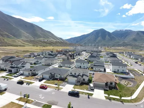 View/Area - 815 W Powderwood Ln, Mapleton, UT 84664 photo 1 of 6