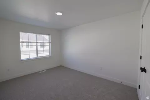 Bedroom - 675 N 280 W, Smithfield, UT 84335 photo 2 of 3