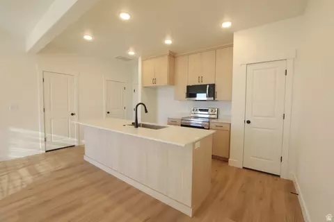 Kitchen - 675 N 280 W, Smithfield, UT 84335 photo 1 of 2