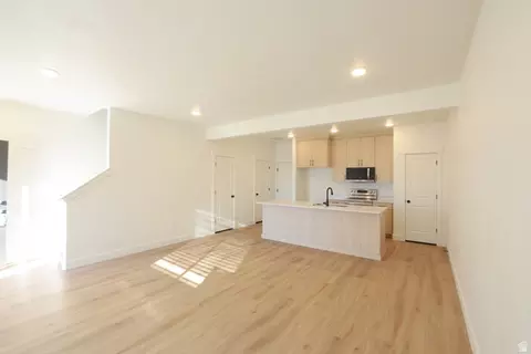Living - 675 N 280 W, Smithfield, UT 84335 photo 1 of 1