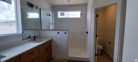 Bath - 4973 N 970 E, Enoch, UT 84721 photo 3 of 3