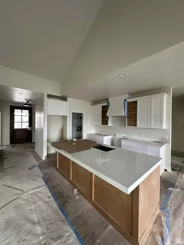 Kitchen - 143 S Chamberlain St #327, Mapleton, UT 84664 photo 1 of 1