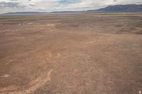 1500 N 800 W #8, Parowan, UT 84761