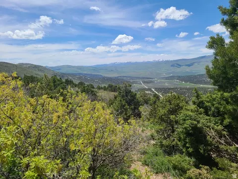 300 E Sky Crest Dr S #300, Indianola, UT 84629