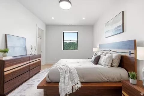 Bedroom - 11321 N Soaring Hawk Ln #3, Hideout, UT 84036 photo 5 of 8