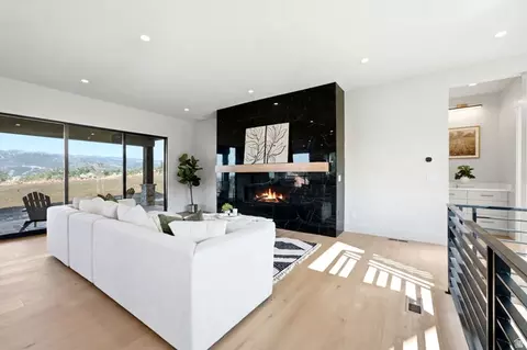 Living - 11321 N Soaring Hawk Ln #3, Hideout, UT 84036 photo 4 of 7