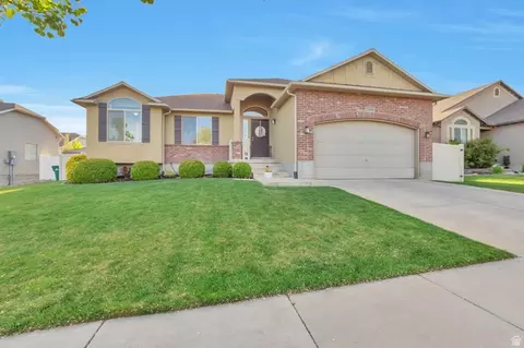 12346 S Black Canyon Rd W, Riverton, UT 84096