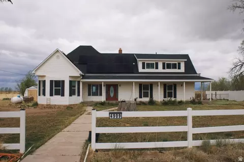 4909 W 6150 S, Kanosh, UT 84637