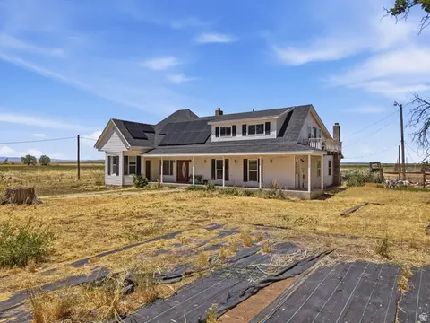 4909 W 6150 S, Kanosh, UT 84637