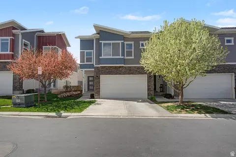 Exterior - 7109 N Mountain Field Dr, Eagle Mountain, UT 84005 photo 4 of 6
