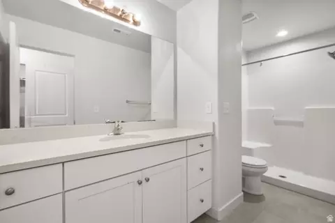 Bath - 7109 N Mountain Field Dr, Eagle Mountain, UT 84005 photo 2 of 4