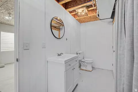 Bath - 7109 N Mountain Field Dr, Eagle Mountain, UT 84005 photo 4 of 4