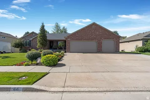 641 W 3550 S, Riverdale, UT 84405