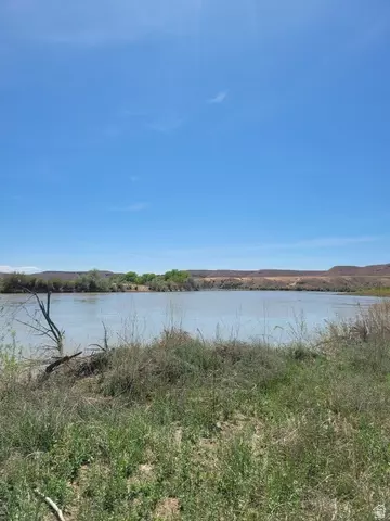 240 E Horseshoe Bend Rd, Vernal, UT 84078
