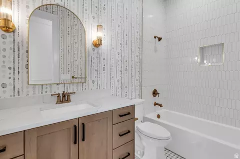 Bath - 1298 S 1090 E, Salem, UT 84653 photo 8 of 10